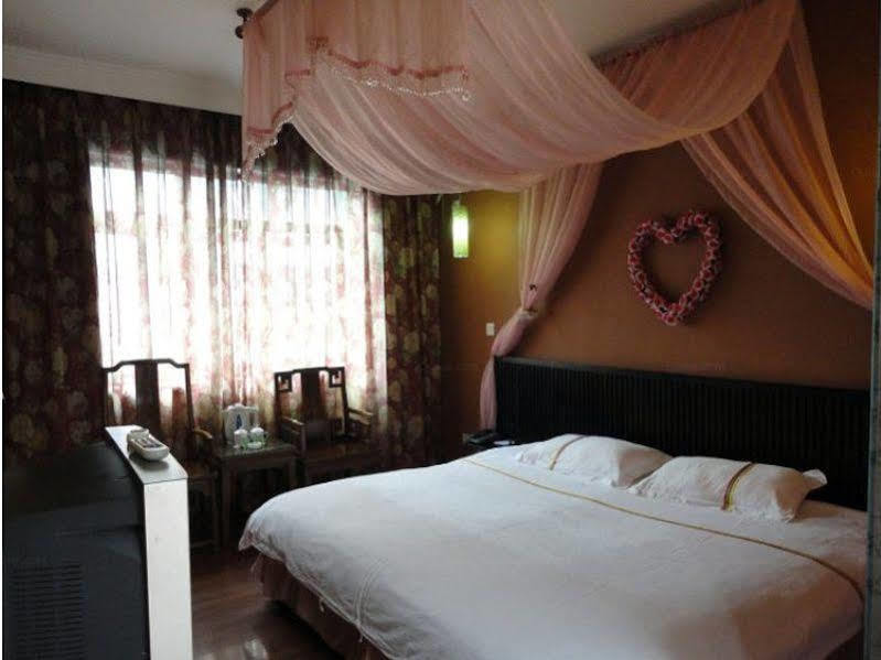 Starway Flower Hotel Ченду Екстер'єр фото